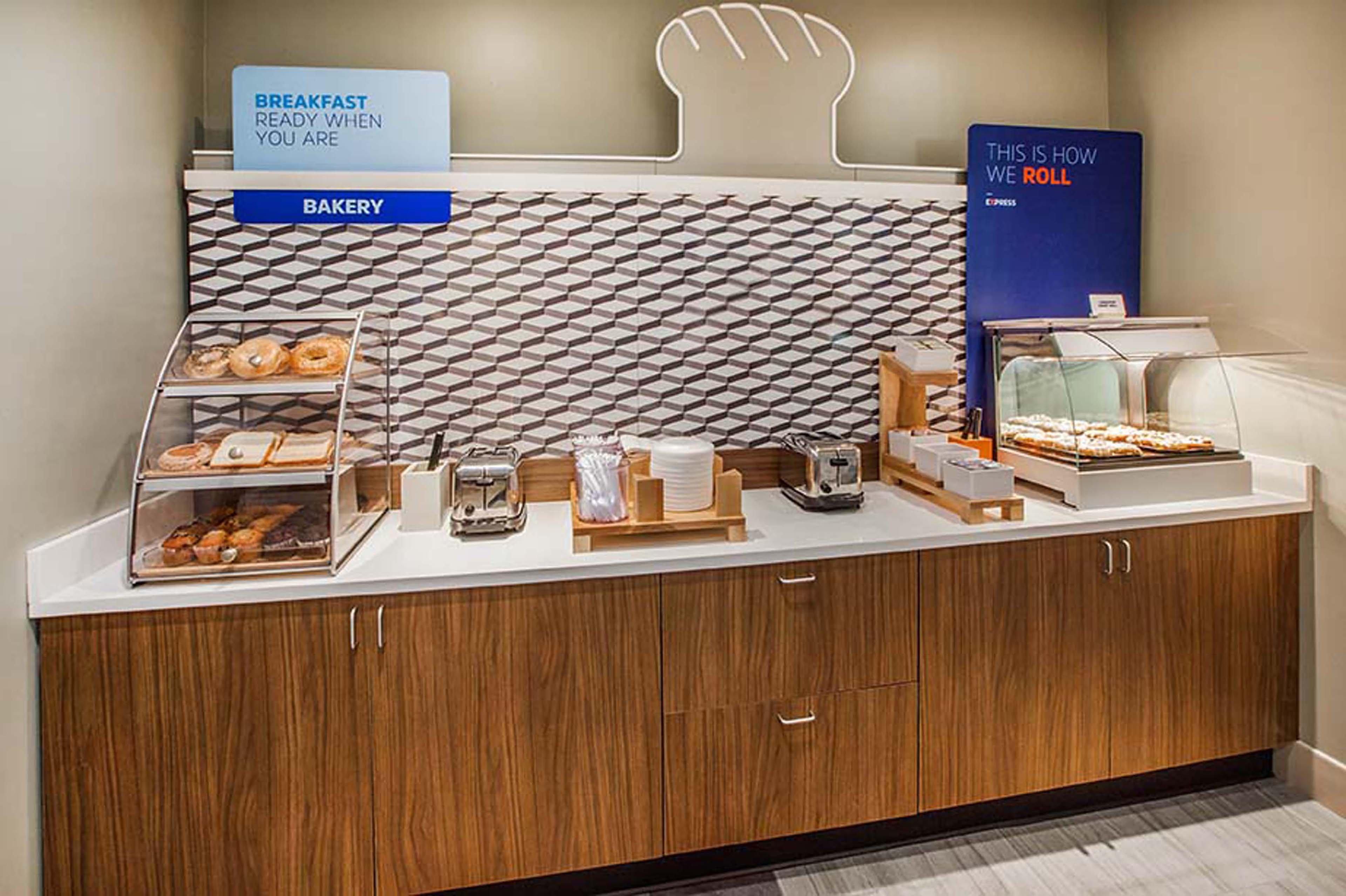 Holiday Inn Express And Suites Liberal Extérieur photo
